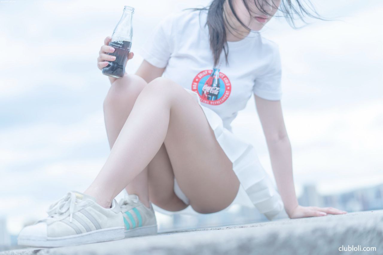 成人亚洲A片V一区二区三区蜜月,《年轻护士2》完整,国产在线aaa片一区二区99,男吃奶摸下高潮6动态图