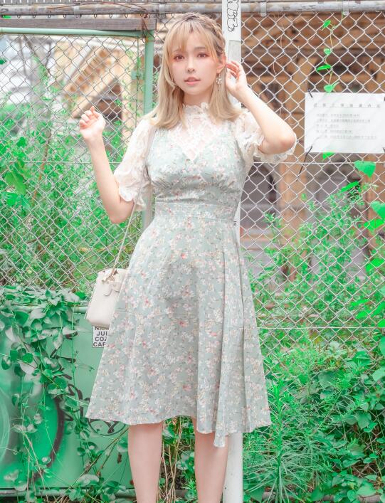  啊好深啊别拔就射在里面