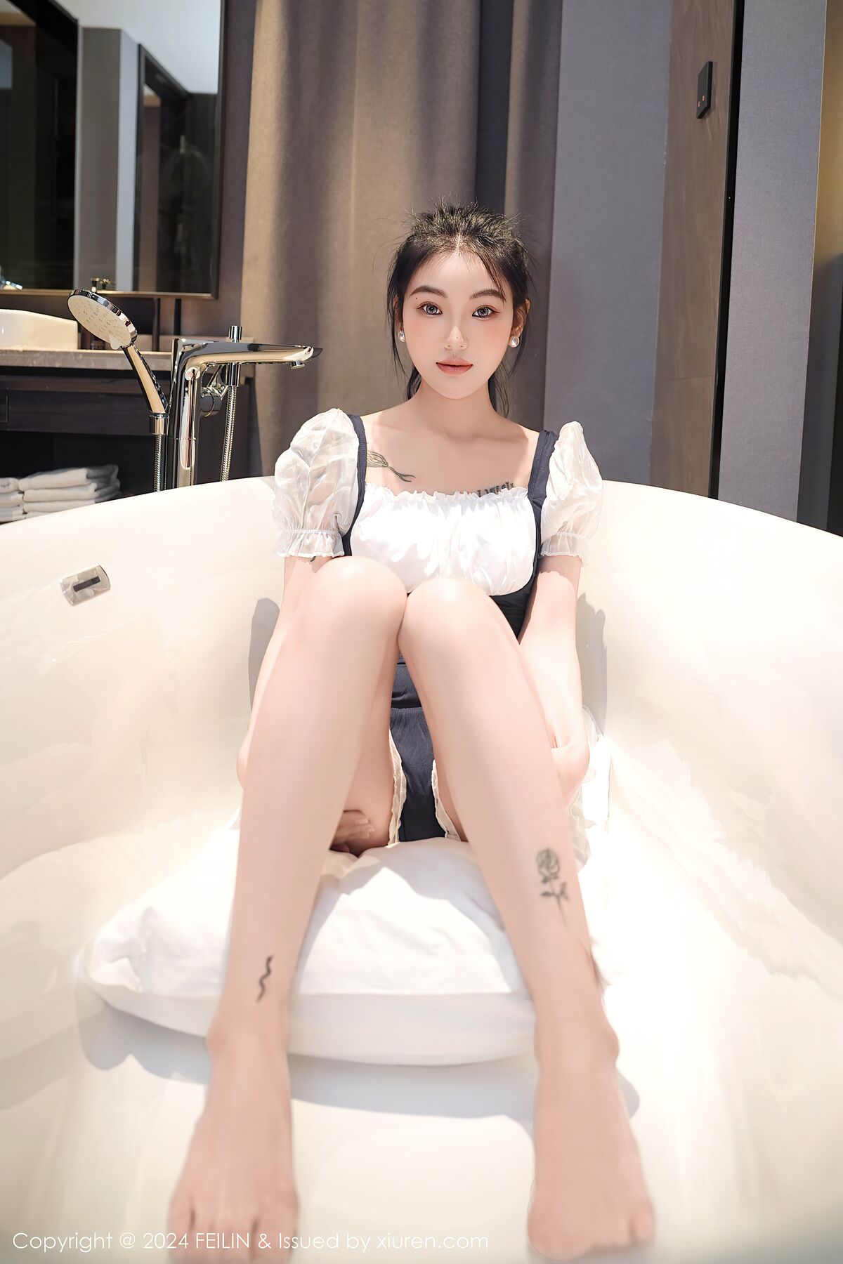  亚洲熟女乱色综合亚洲小说,亚洲一级电影,国内偷拍国内精品免费视频,国产人成无码视频在线观看