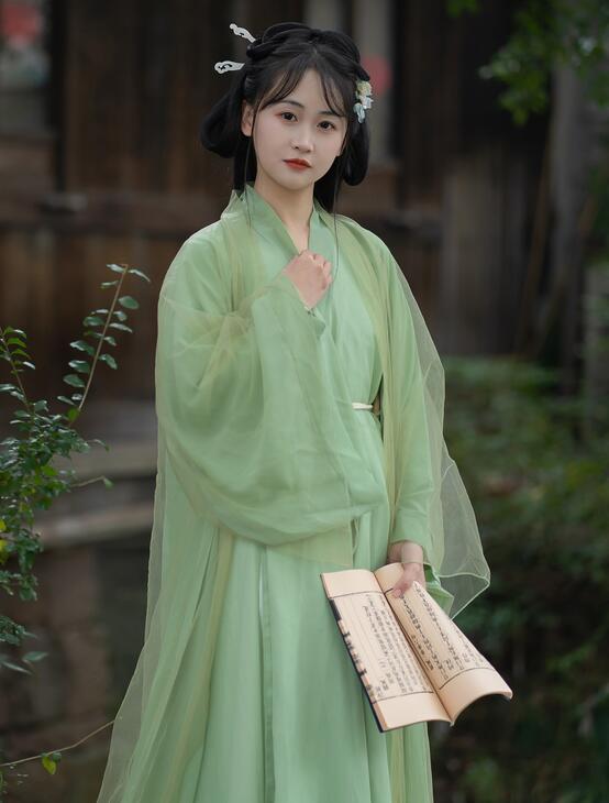 久久精品动漫网一区二区